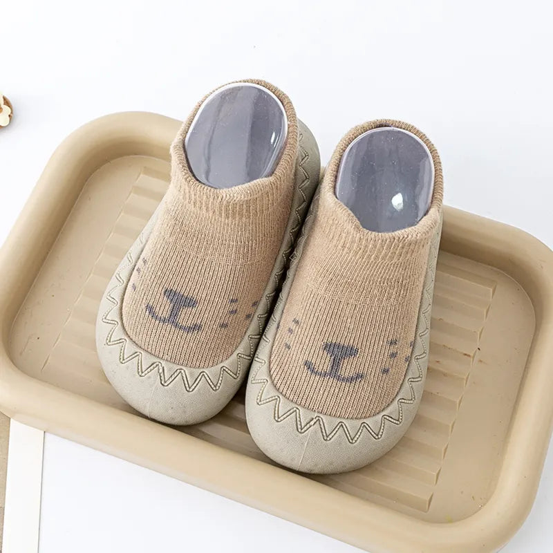infant socks shoes